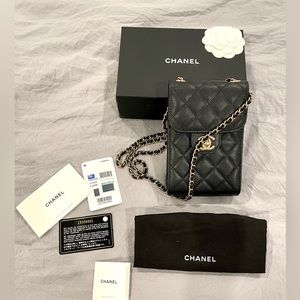 CHANEL Black Caviar Mini Bag/Phone Holder